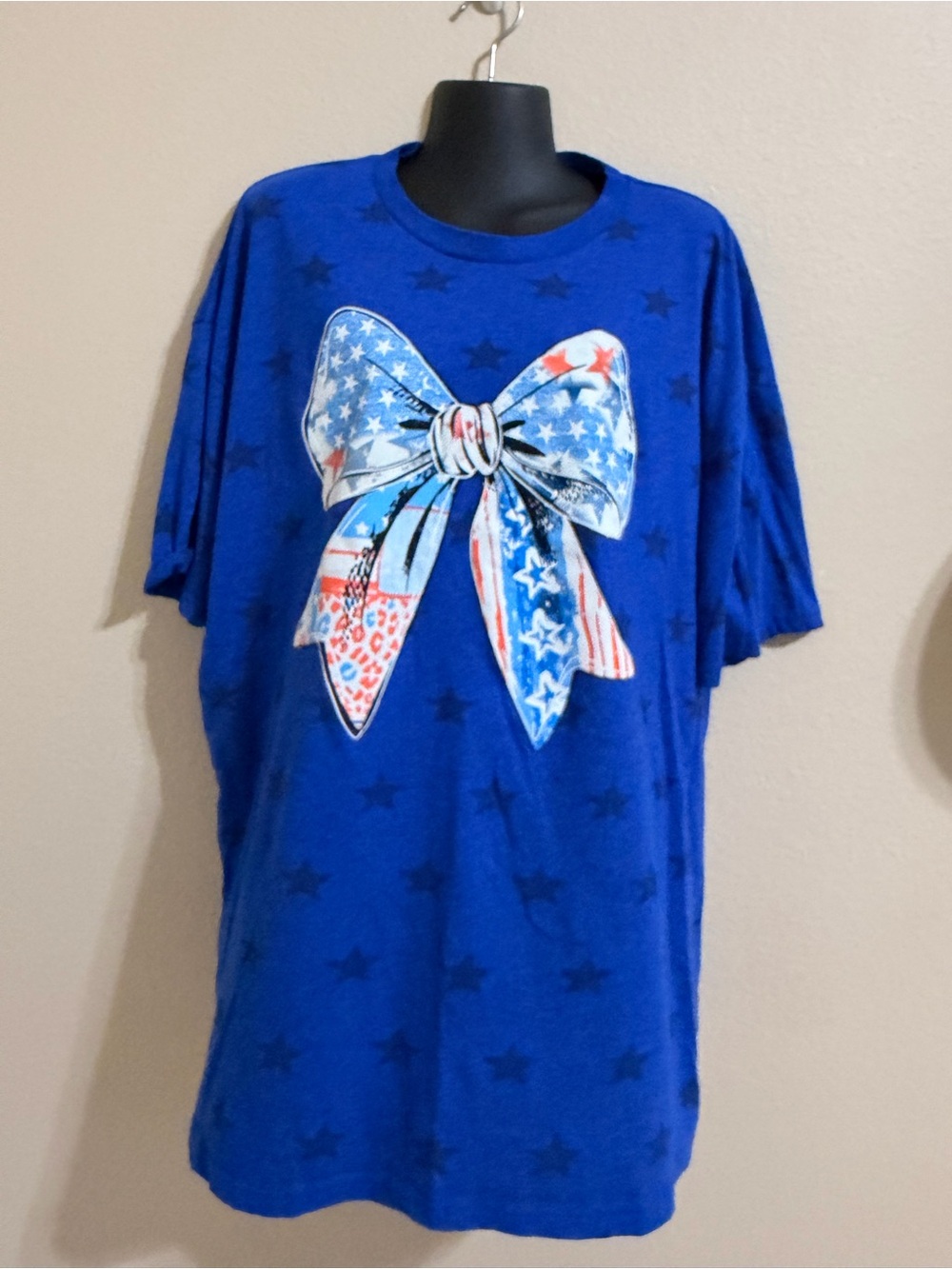 Blue Short-Sleeve Tee with Patriotic Bow Graphic